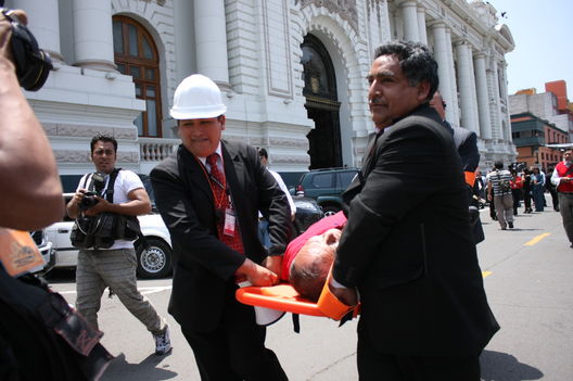 Personal del Congreso de la República participó en el Simulacro Nacional de Sismo y Tsunami