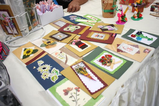 Visite la Feria Artesanal de Lima en la Plaza Bolívar en la avenida Abancay