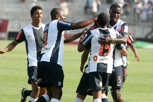 Alianza Lima se impone ante el Sport Boys, quedando como líder absoluto del Campeonato Descentralizado.