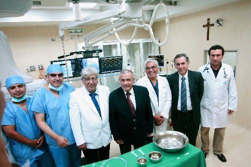Presidente de Essalud, Alvaro Vidal, inauguró moderno Centro de Resonancia Magnética en el Hospital Guillermo Almenara, ubicado en el populoso distrito de La Victoria