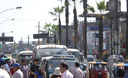 La cuadra once de la avenida San Juan de Miraflores es una de las más concurridas del distrito