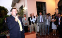 El embajador de Francia, Jean-Jacques Beaussou, rindió homenaje a los pilotos franceses que participaron en el Rally Dakar 2012.