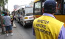 La municipalidad de Lima cuenta con 46 inspectores a lo largo de la Avenida Abancay para que brinden información sobre los tres paraderos autorizados.