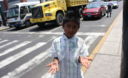 Jean Pierre, de siete años, es uno de los muchos niños peruanos que intentan ganarse la vida en las calles.