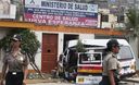 'Combi' de transporte público chocó estrepitosamente contra posta médica en el distrito limeño de Villa María del Triunfo.