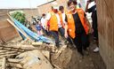 Alcaldesa de Lima Susana Villarán, visita zonas afectadas por el desborde del río huaycoloro