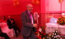 Dr.Juan Villena Vizcarra, Decano Nacional del colegio de Médicos del Perú  felicitando a los médicos del servicio de cirugía plástica y quemados