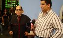 Carlos Raffo graba parodia con Carlos Álvarez