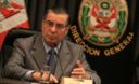 Ministro del Interior, Óscar Valdés en la Sede del ministerio