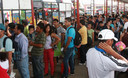 Terminales terrestres lucieron abarrotados por feriado largo de Semana Santa debido al desplazamiento masivo al interior del Perú