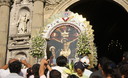 La imagen del Señor de los Milagros salió en procesión como parte de las actividades de la Semana Santa 2012