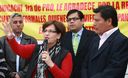 La alcaldesa de Lima Susana Villarán inspeccionando mercados de Lima