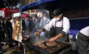 Cocineros en plena faena en Mixtura 2011