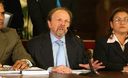 Presidente del Consejo de Ministros, Salomón Lerner, en onferencia de prensa sobre seguridad ciudadana