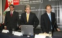 Ministro de Ambiente, Manuel Pulgar Vidal, junto a los titulares de Energía y Minas, Jorge Merino, y de Agricultura, Luis Ginocchio, durante conferencia de prensa en la PCM