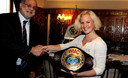 Presidente del Congreso, Daniel Abugattás recibió a la campeona mundial de Muay Thai, Valentina Shevchenko