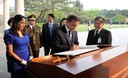 Presidente Ollanta Humala rindió un homenaje a los mártires de la Guerra de Corea, en el Memorial Tower del Cementerio Nacional de Corea del Sur