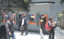 Los cajeros automaticos están por todo sitio en San Isidro