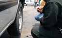 El duro oficio de ser mecánico de autos en Lima, muy duro