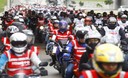 Miles de motocicletas realizaron caravana en Lima por Fiestas Patrias