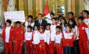 El presidente Ollanta Humala condecoró hoy a los ajedrecistas peruanos Jorge Cori y Diego Cuéllar con la Medalla de Honor al Mérito Deportivo