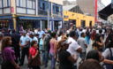Cientos de personas acuden al importante Centro Comercial Mesa Redonda por la fiesta de Navidad