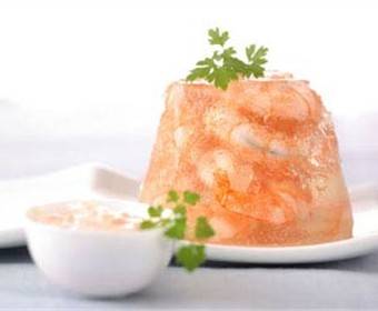 Aspic de pollo con gambas (camarones)