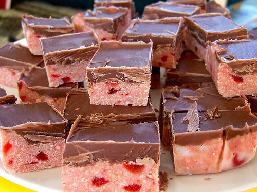 Cherry ripe slice